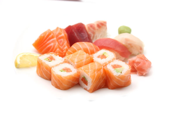 A12.Sashimi sushi maki